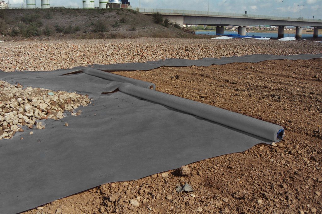 Landscaping solutions: ground stabilisation and soil separation